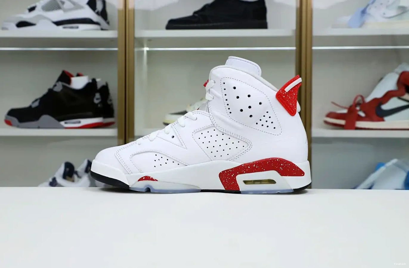 AIR 6 OREO JORDAN RED 0422